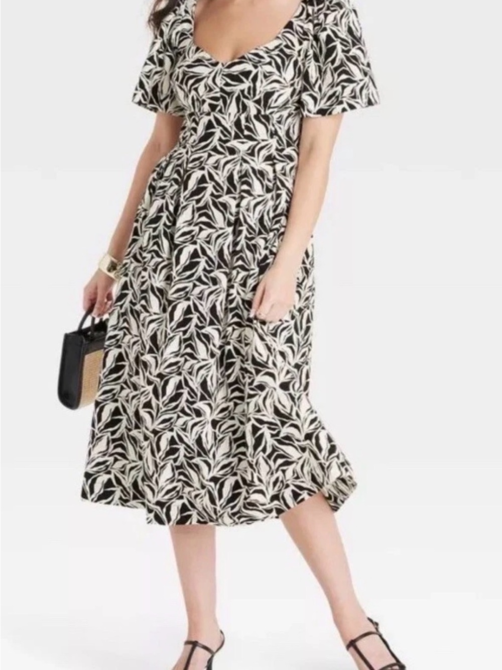 Black & white sweetheart midi dress
